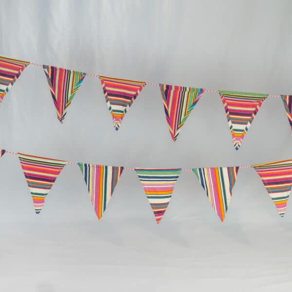 Pasoboble - Bunting - Fly